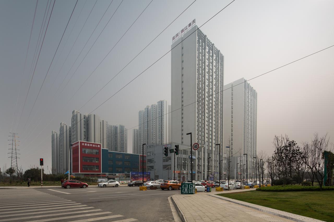 Chengdu Prolit Hotel Exteriör bild